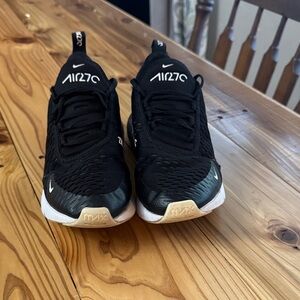 Nike Air 270 Black and White